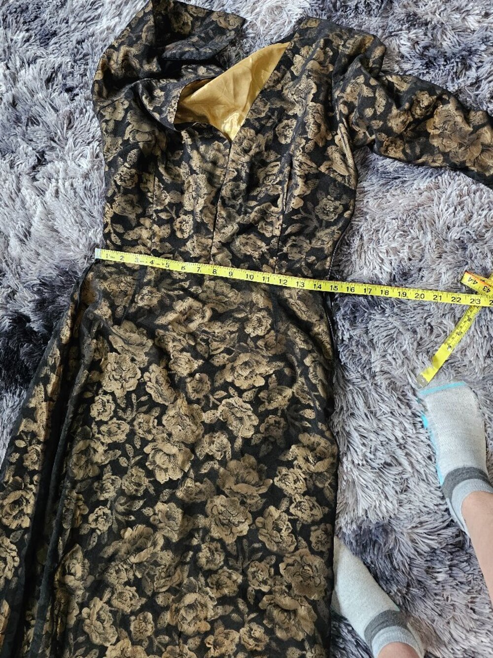Black & Gold Floral Brocade Floor‑Length Evening Gown - Picture 7 of 8